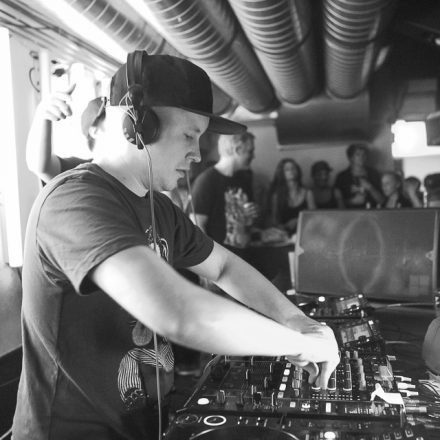 Mainframe pres. Tiefgang feat. Bad Company UK & Hybrid Minds [Supported by Felipe Kolm]