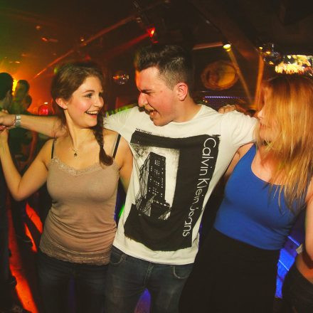 Behave! Muttertagsspecial @ U4