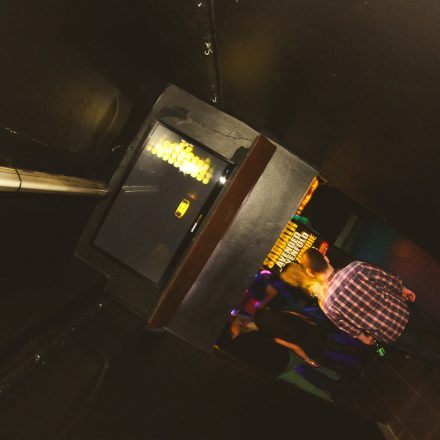 BEHAVE! - BACK TO THE 80'S @ U4