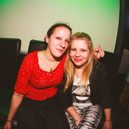 BEHAVE! - BACK TO THE 80'S @ U4