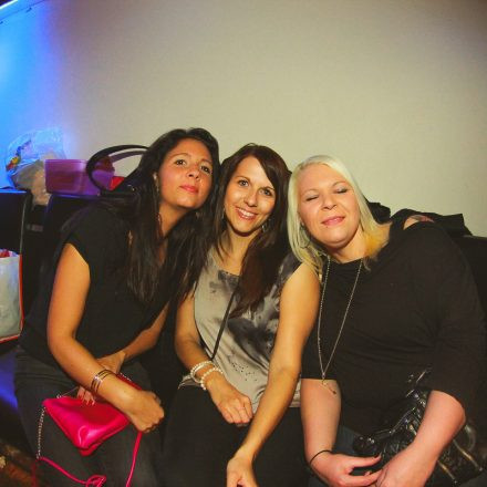 BEHAVE! - BACK TO THE 80'S @ U4