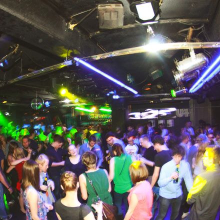 BEHAVE! - BACK TO THE 80'S @ U4