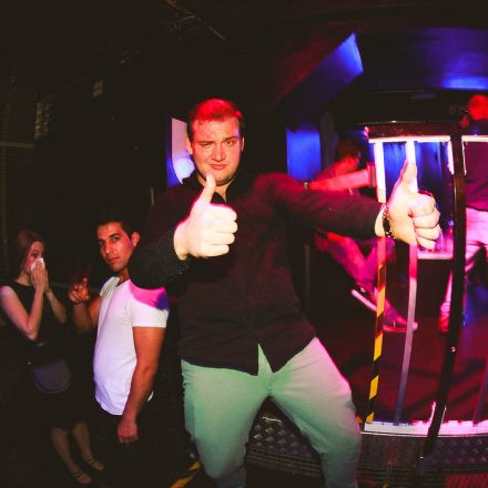 BEHAVE! - BACK TO THE 80'S @ U4