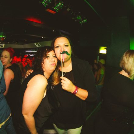 BEHAVE! - BACK TO THE 80'S @ U4