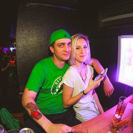 BEHAVE! - BACK TO THE 80'S @ U4