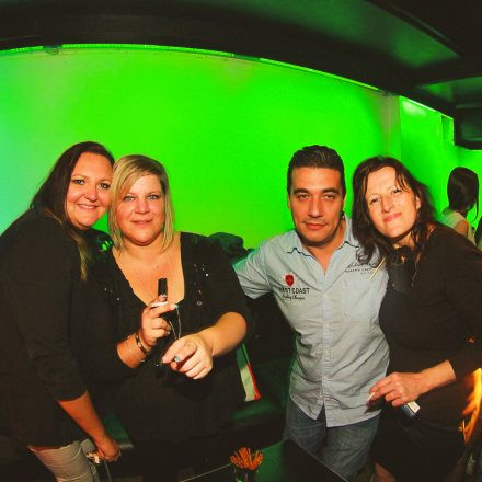 BEHAVE! - BACK TO THE 80'S @ U4
