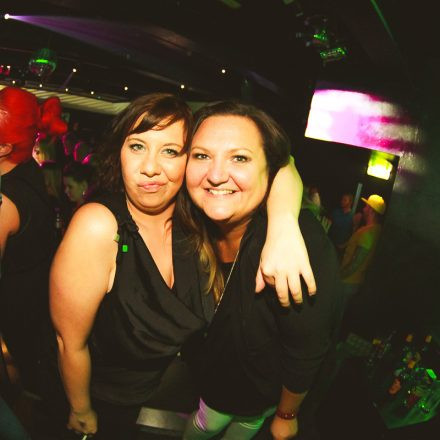 BEHAVE! - BACK TO THE 80'S @ U4