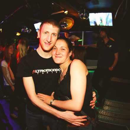 BEHAVE! - BACK TO THE 80'S @ U4