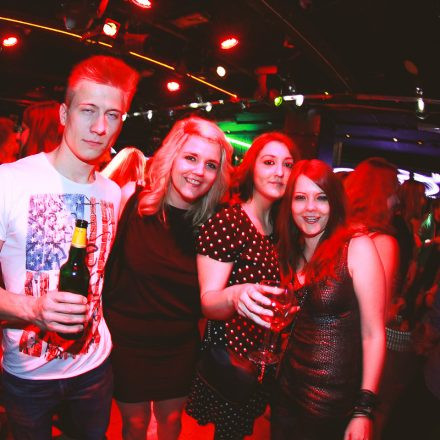BEHAVE! - BACK TO THE 80'S @ U4