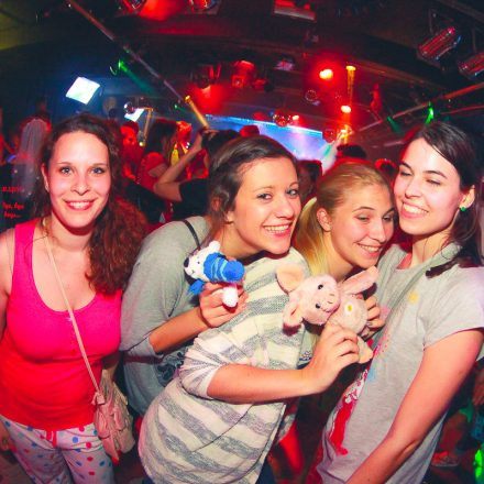 BEHAVE! Pyjama Party @ U4