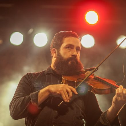 Chuck Ragan @ Arena