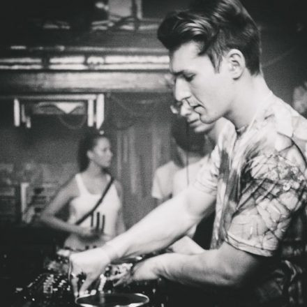 Future Beatz pres. Fred V & Grafix @ Flex