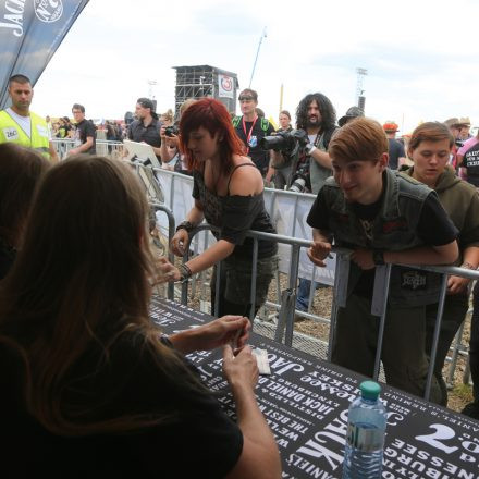 Nova Rock Festival 2014 - Autogrammzelt @Pannonia Fields II