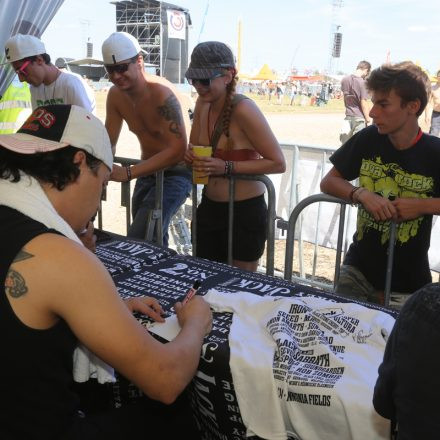 Nova Rock Festival 2014 - Autogrammzelt @Pannonia Fields II