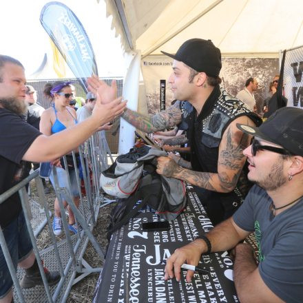 Nova Rock Festival 2014 - Autogrammzelt @Pannonia Fields II