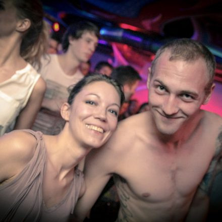 Cosmic Pool Party mit Neelix @ Pratersauna