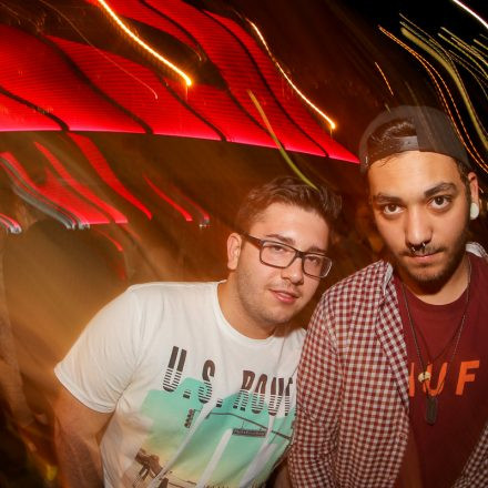Beat it Special with Aphrodite & MC Junior Red @ Flex
