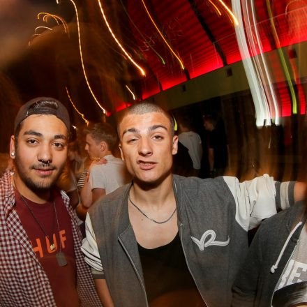 Beat it Special with Aphrodite & MC Junior Red @ Flex