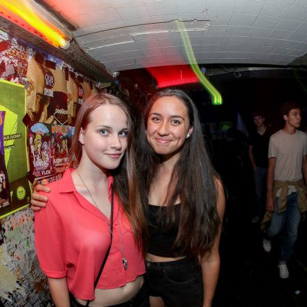 Beat it Special with Aphrodite & MC Junior Red @ Flex