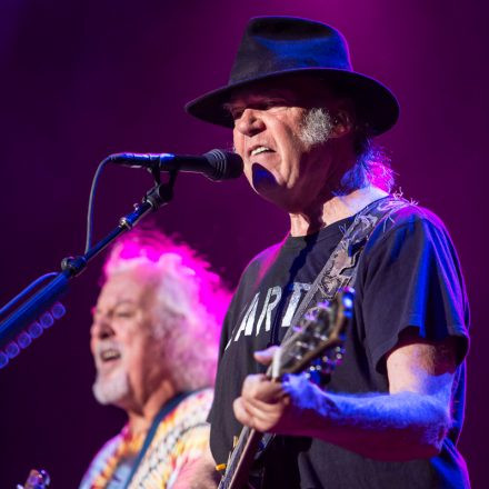 Neil Young & Crazy Horse @ Stadthalle D