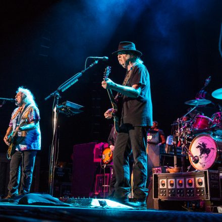 Neil Young & Crazy Horse @ Stadthalle D