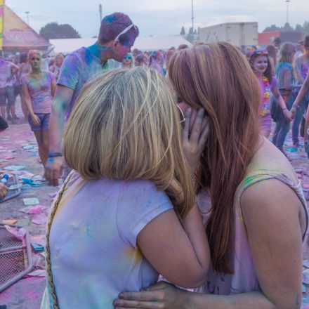 HOLI Festival der Farben St. Pölten