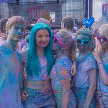 HOLI Festival der Farben St. Pölten