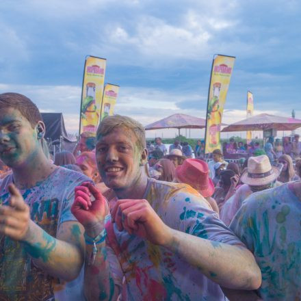 HOLI Festival der Farben St. Pölten