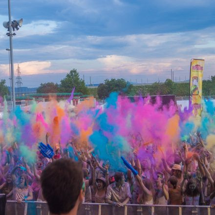 HOLI Festival der Farben St. Pölten