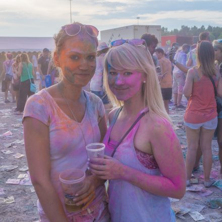 HOLI Festival der Farben St. Pölten