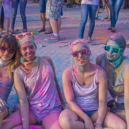 HOLI Festival der Farben St. Pölten