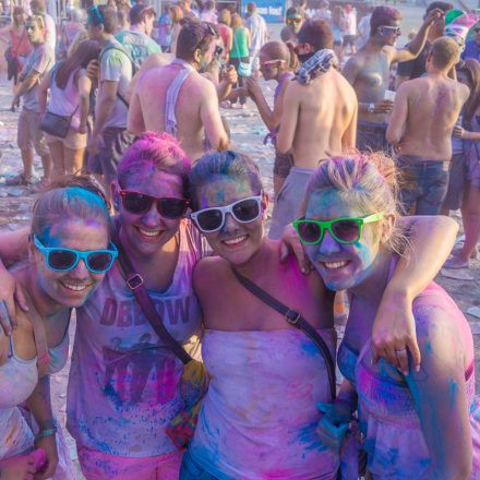 HOLI Festival der Farben St. Pölten