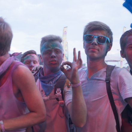 HOLI Festival der Farben St. Pölten