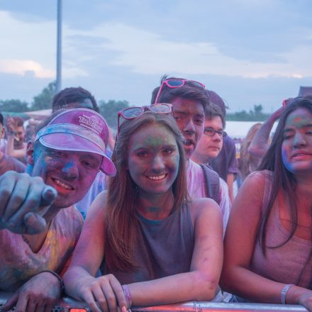 HOLI Festival der Farben St. Pölten