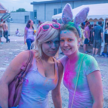 HOLI Festival der Farben St. Pölten