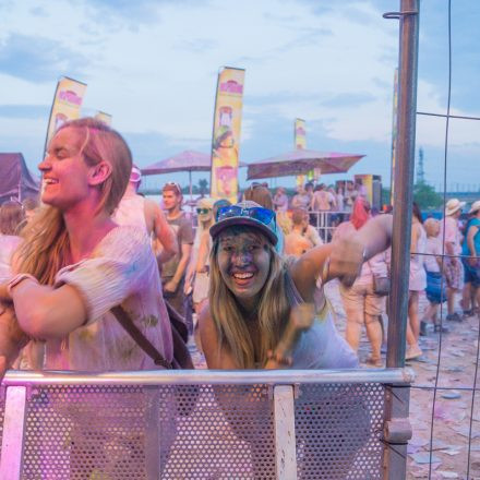 HOLI Festival der Farben St. Pölten