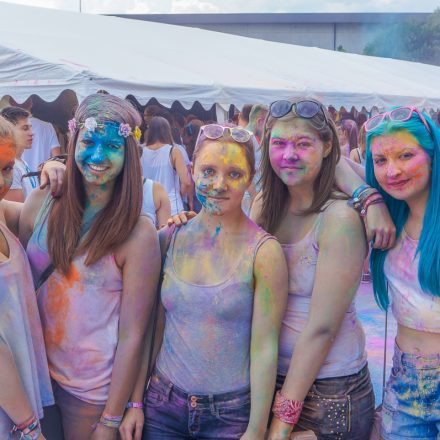 HOLI Festival der Farben St. Pölten