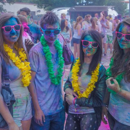 HOLI Festival der Farben St. Pölten