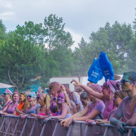 HOLI Festival der Farben St. Pölten