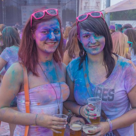 HOLI Festival der Farben St. Pölten