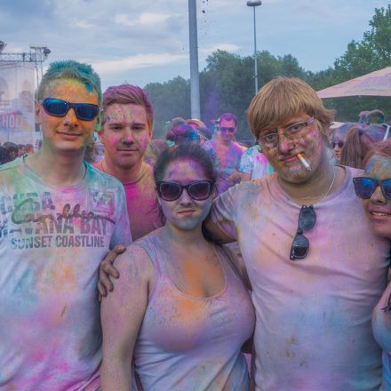 HOLI Festival der Farben St. Pölten
