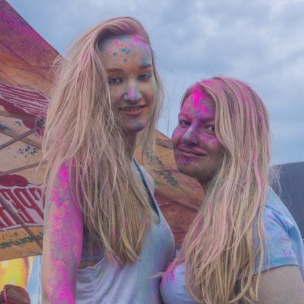 HOLI Festival der Farben St. Pölten