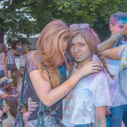 HOLI Festival der Farben St. Pölten