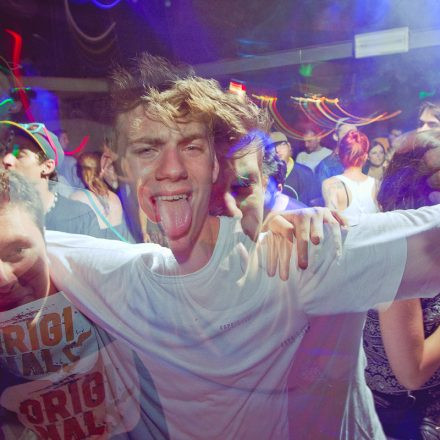 Switch! pres. DJ Version @ Camera