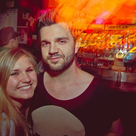 Switch! pres. DJ Version @ Camera