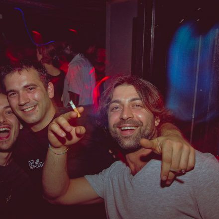 Switch! pres. DJ Version @ Camera