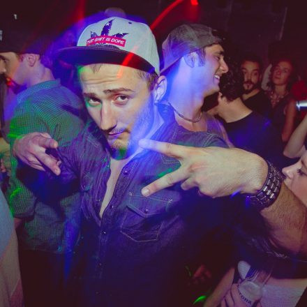 Switch! pres. DJ Version @ Camera