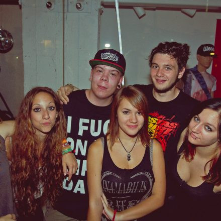 Switch! pres. DJ Version @ Camera