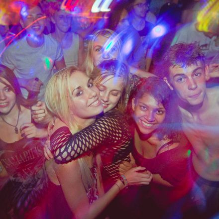 Switch! pres. DJ Version @ Camera