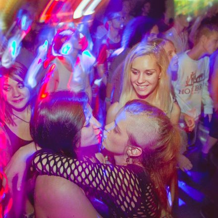 Switch! pres. DJ Version @ Camera